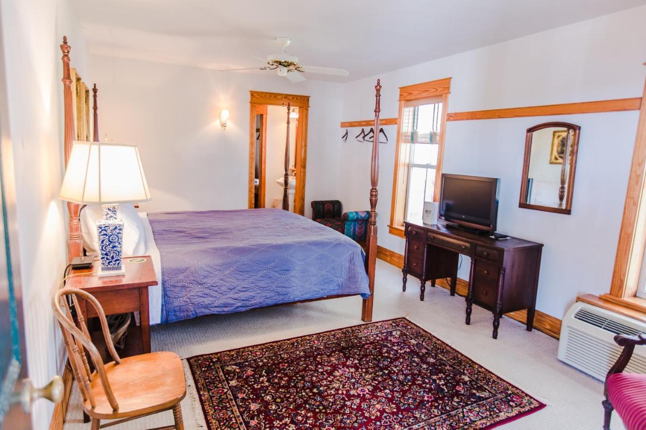 Roanoke Island Inn Manteo Room photo