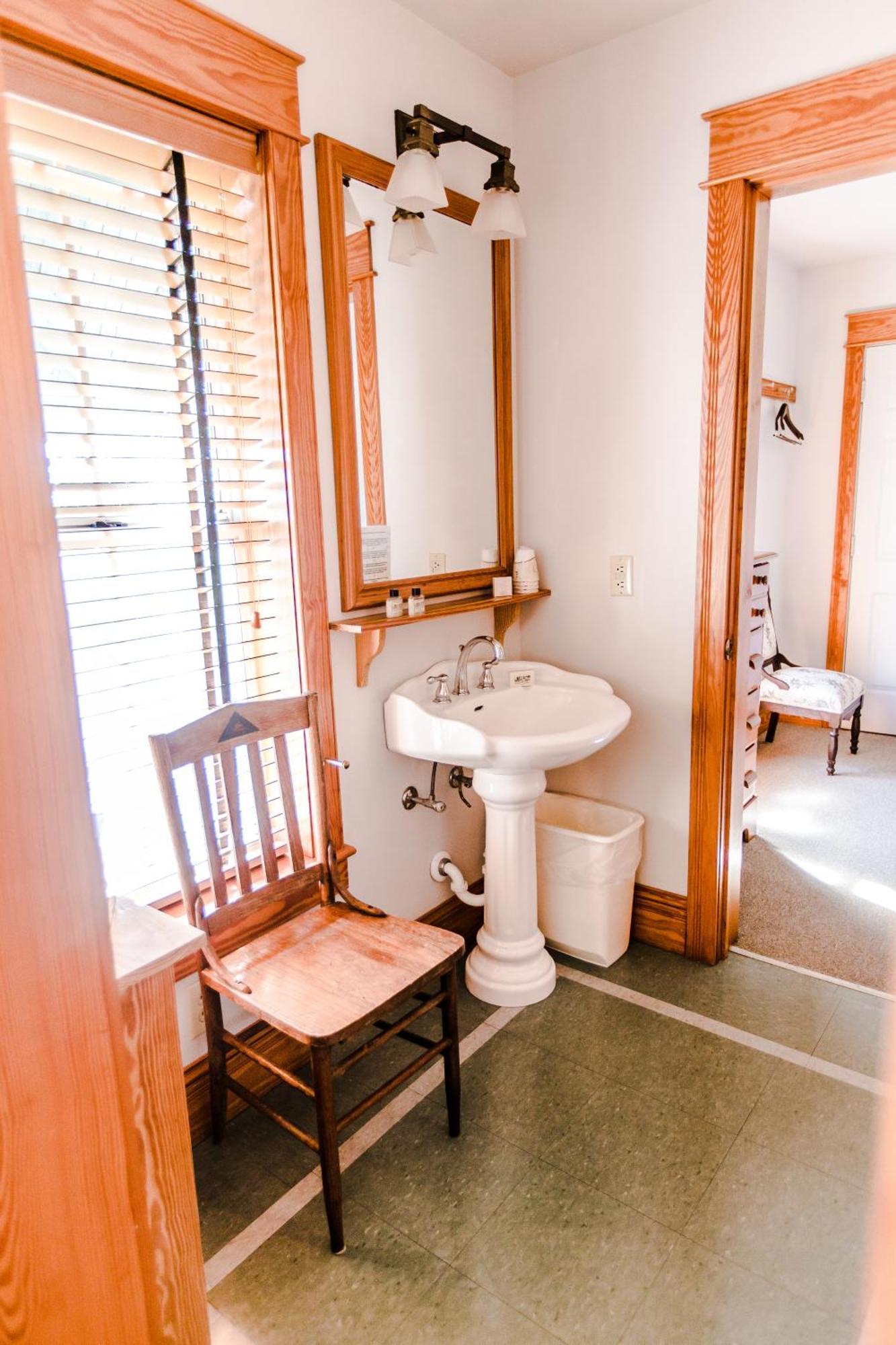 Roanoke Island Inn Manteo Room photo