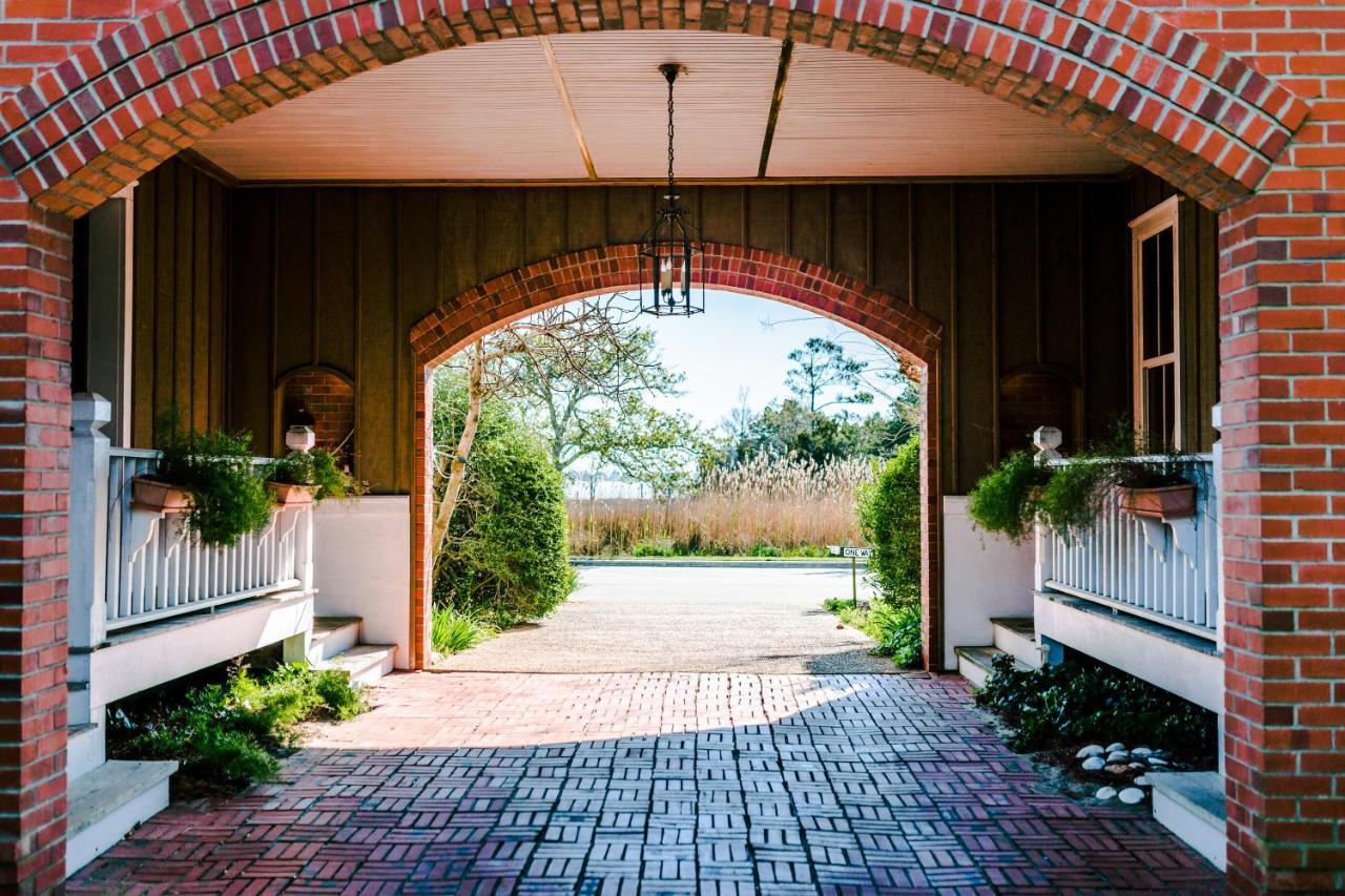 Roanoke Island Inn Manteo Exterior photo